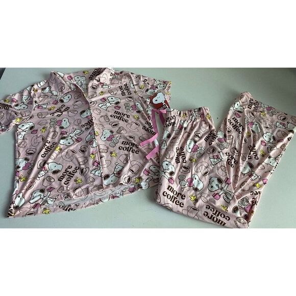 Peanuts SNOOPY Pink Women’s Sz L Pajama PJ Set Pants Short Sleeve More Coffee - Picture 2 of 12